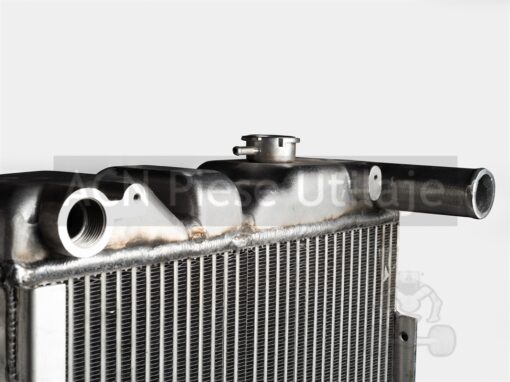 Radiator apa motor pentru buldoexcavator Komatsu WB93R (2)